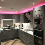 Modern 3 Bed Barn Conversion In *