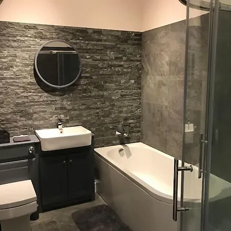 Modern 3 Bed Barn Conversion In Dom wakacyjny