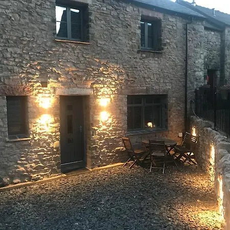 Modern 3 Bed Barn Conversion In * Great Urswick